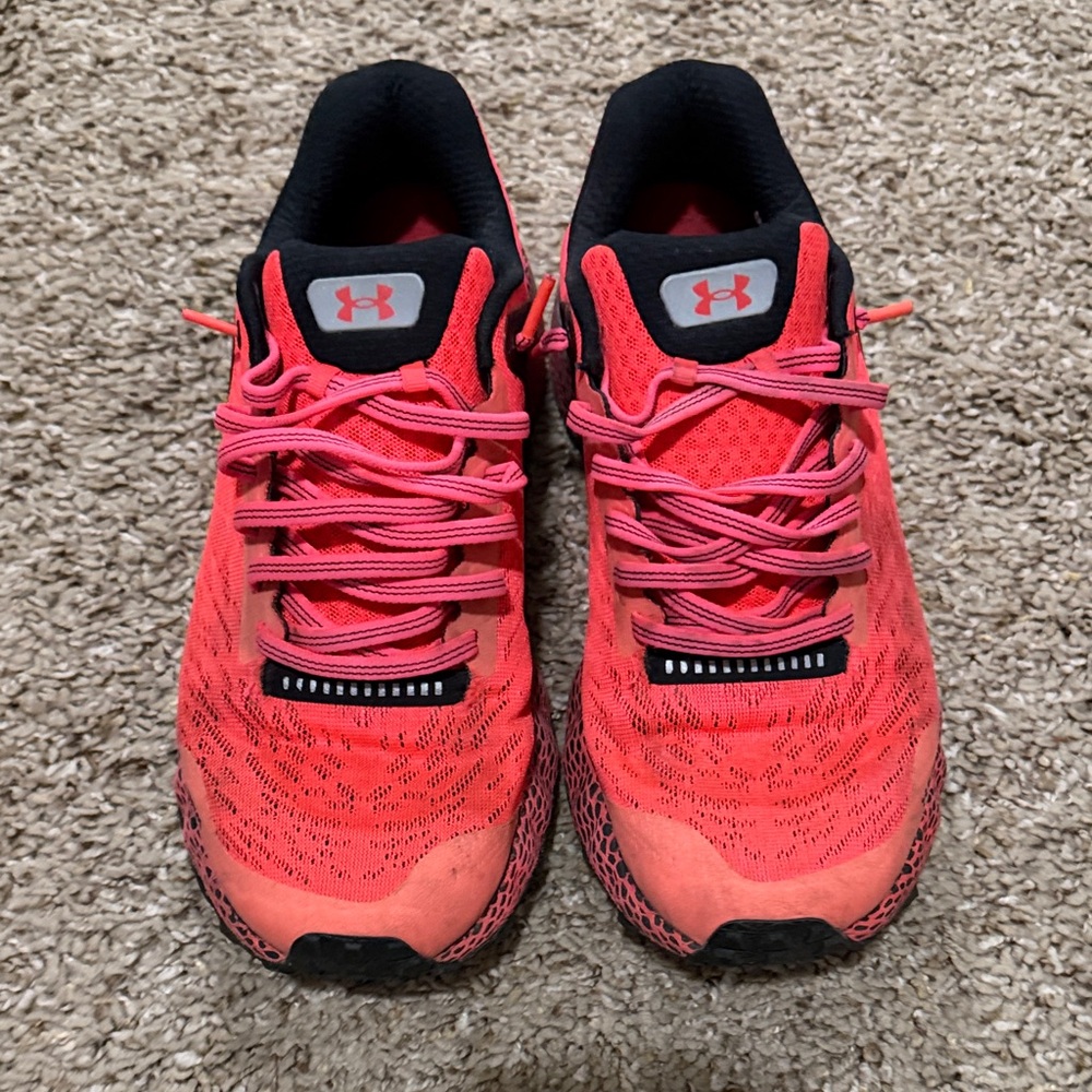Under Armour Men’s Coral/Black Running Shoes
